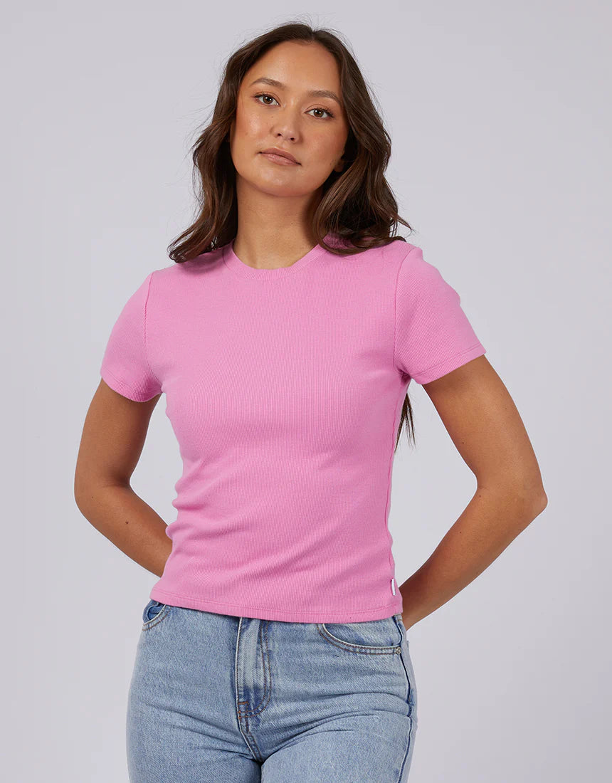 Margot Tee - Pink Tshirt Silent Theory 