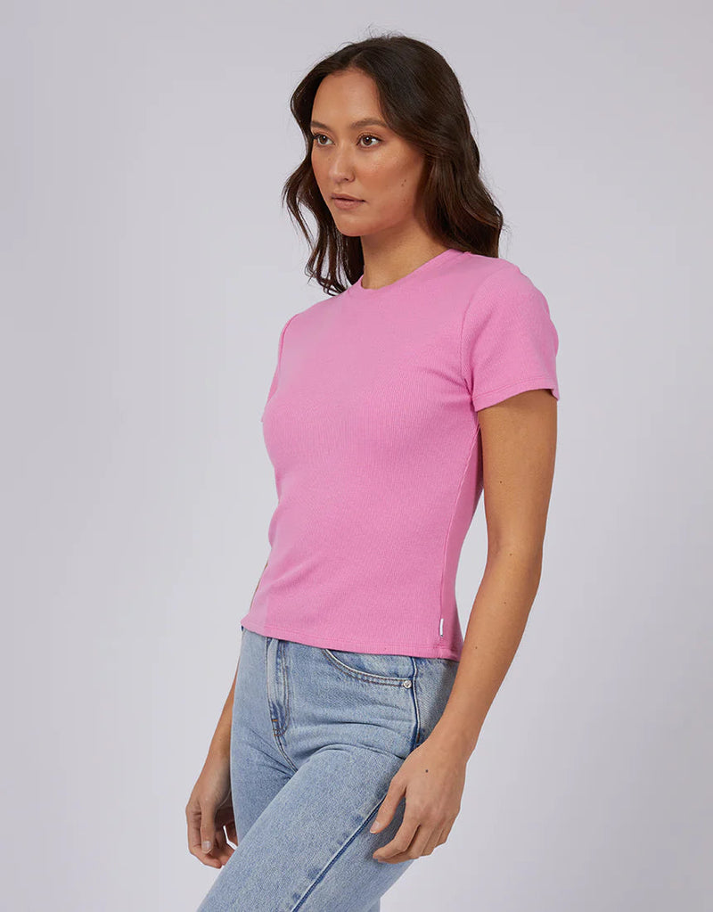 Margot Tee - Pink Tshirt Silent Theory 
