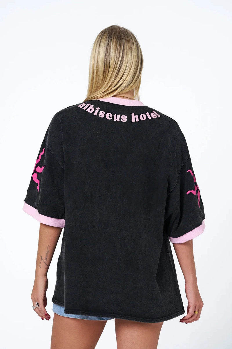 Holiday State Tee Tee Hibiscus Hotel 