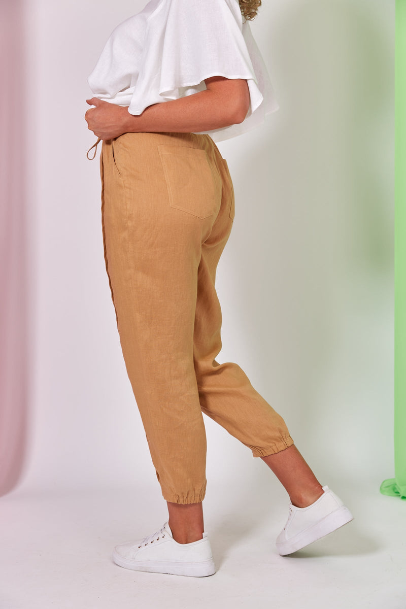 La Vie Pintuck Pant - Caramel Top Eb & Ive 