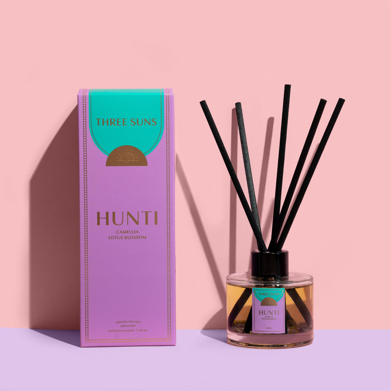 Hunti' | Crystal Diffuser of Tranquility | Camellia And Lotus Blossom Aroma Oil Candles Three Suns 