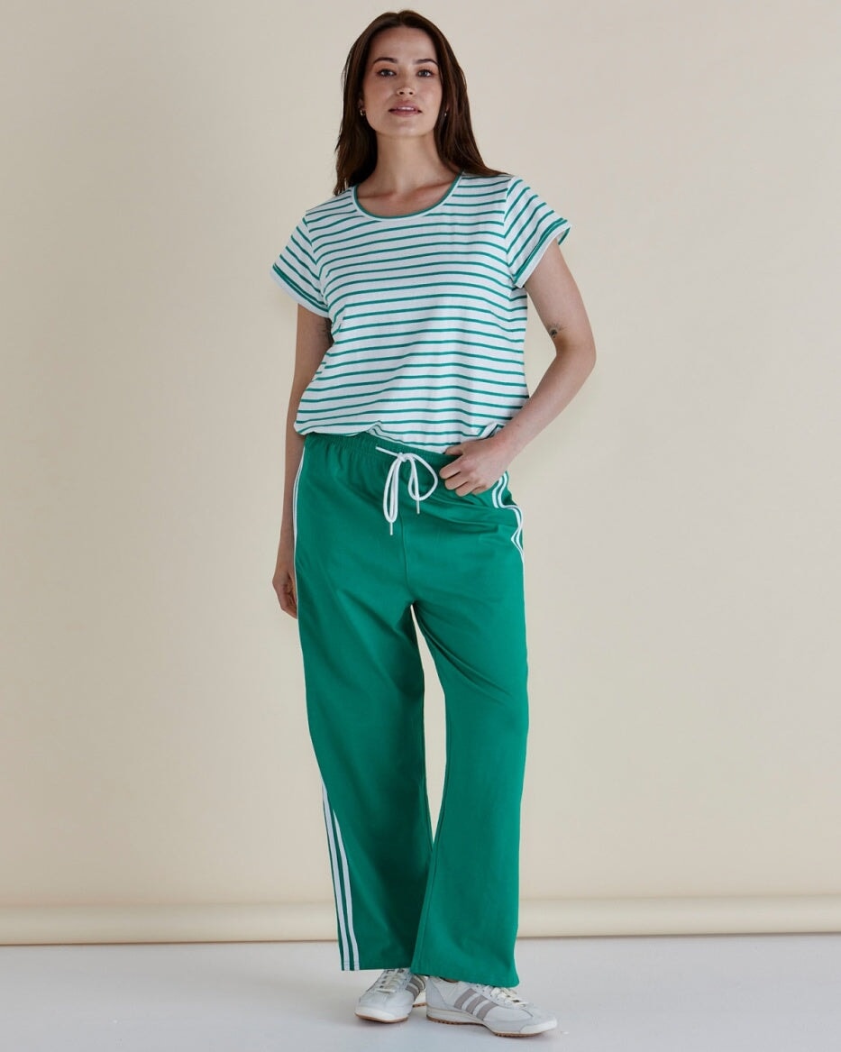 Nikki Relax Cotton Jogger - Green Pants Betty Basics 