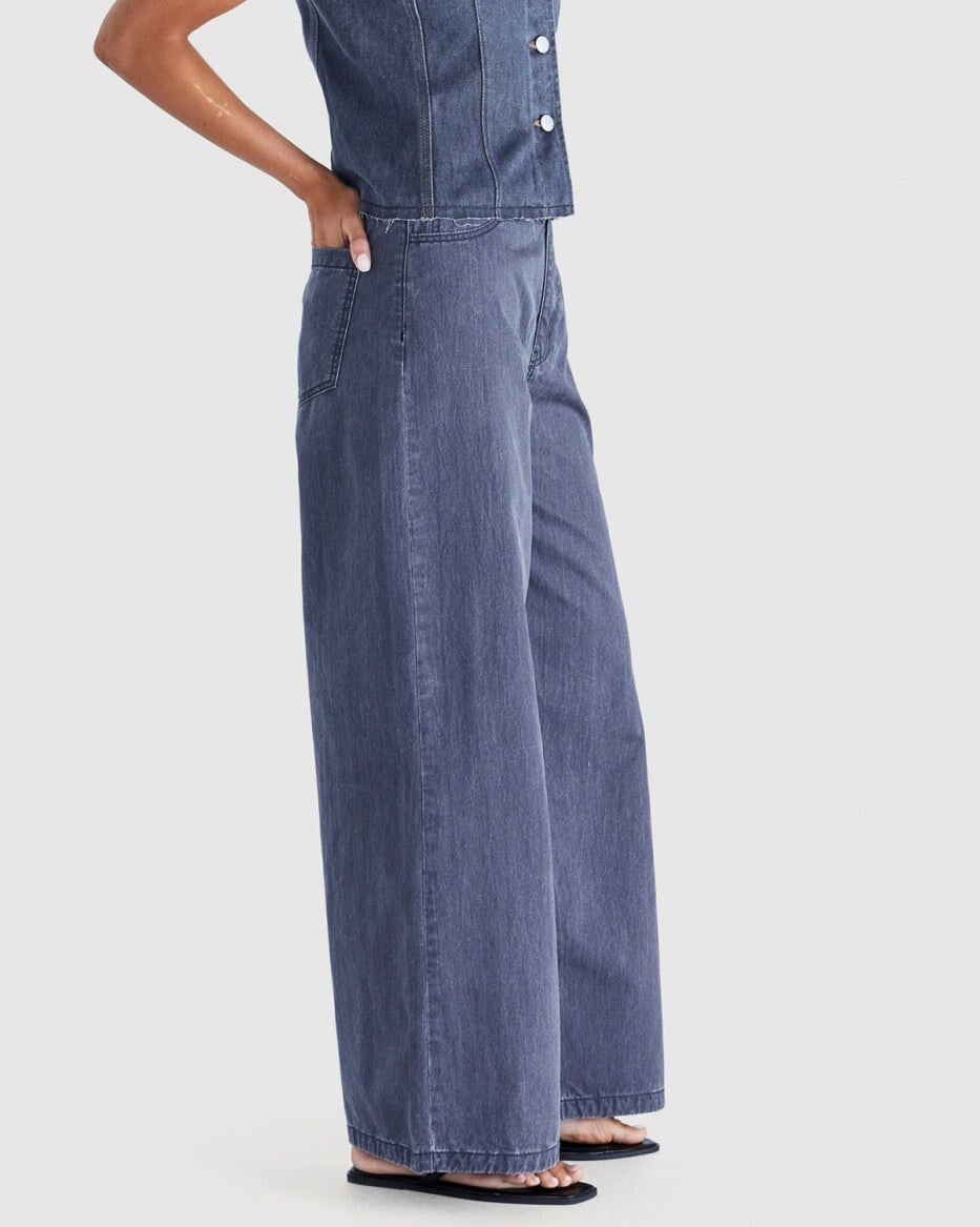 AINSLEY JEAN - Dark Denim Jeans Sass 