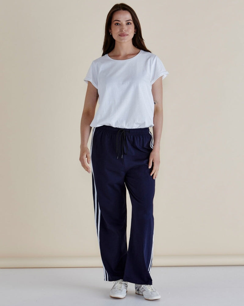 NIKKI RELAX COTTON JOGGER - Navy Pants Betty Basics 