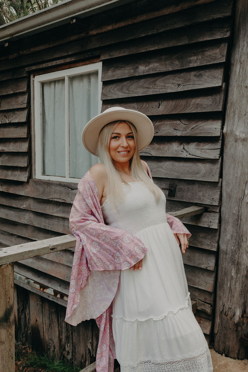 Midsummer Dreamer Kimono - Paisley Pink Wild Earth Trading Co 