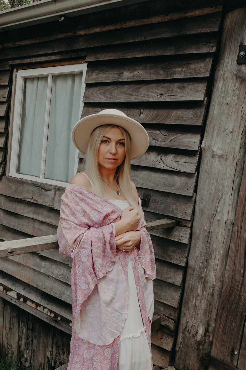 Midsummer Dreamer Kimono - Paisley Pink Wild Earth Trading Co 